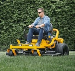 Cub Cadet ZT2 60" Zero Turn Lawn Mower -Stihl Supplies Store 20045182 3