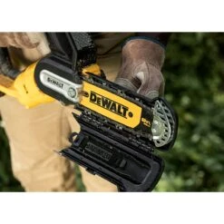 DeWalt 20V MAX 8" Brushless Cordless Pruning Chainsaw With 3aH Battery -Stihl Supplies Store dccs623b 8 1