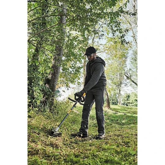 DeWalt 60V MAX 17-Inch Cordless Brushless String Trimmer Kit 7 DeWalt 60V MAX 17-Inch Cordless Brushless String Trimmer Kit - Image 5